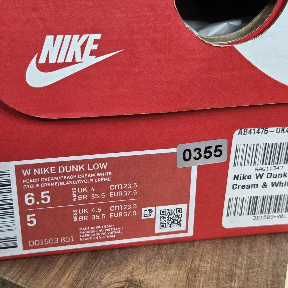 Nike Dunk Low Shoes Womens Size‎ 6.5 US Peach Cream White With Box DD1503-801